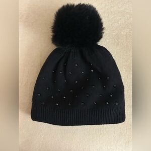 Black Laura Pom Pom Sparkly Hat